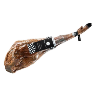 Jamón de bellota 100% ibérico D.O. Guijuelo 2021, añada excelente. Curado más de 36 meses. Sabor intenso y calidad garantizada. Compra online y disfruta.